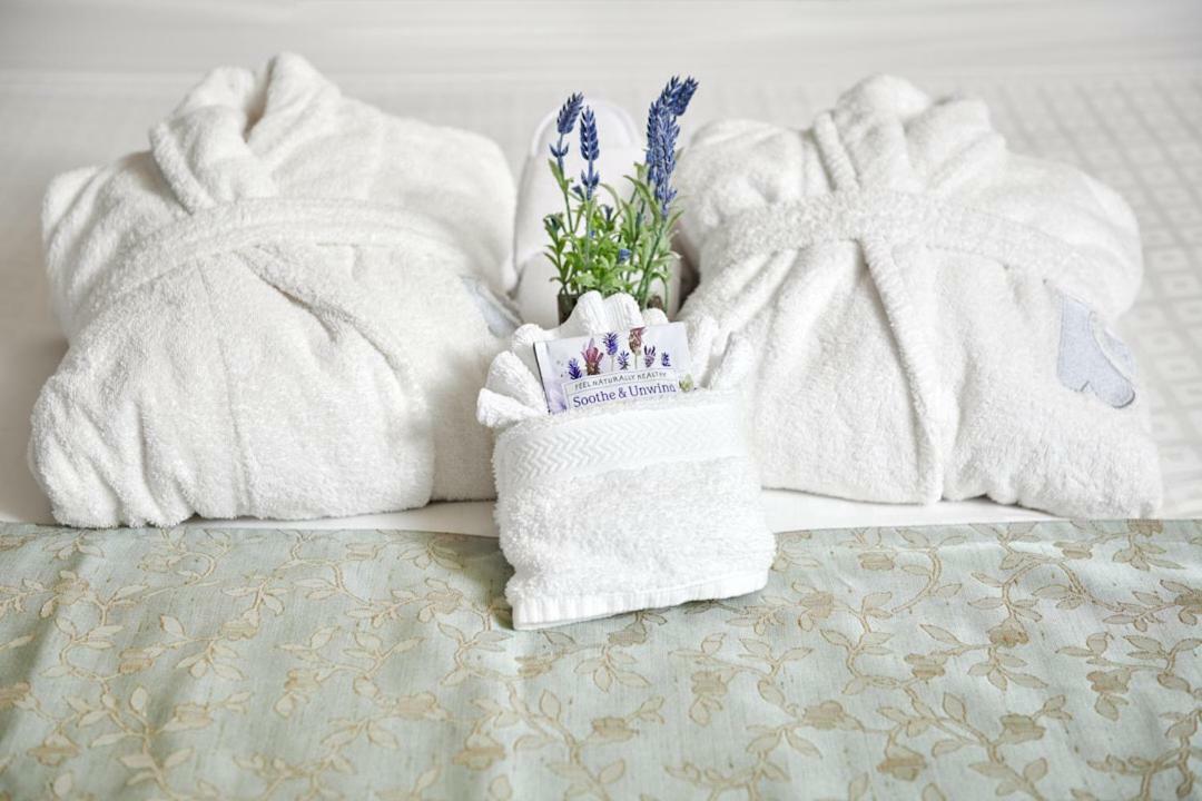 Samuels Boutique Hotel กอเดอริช ภายนอก รูปภาพ